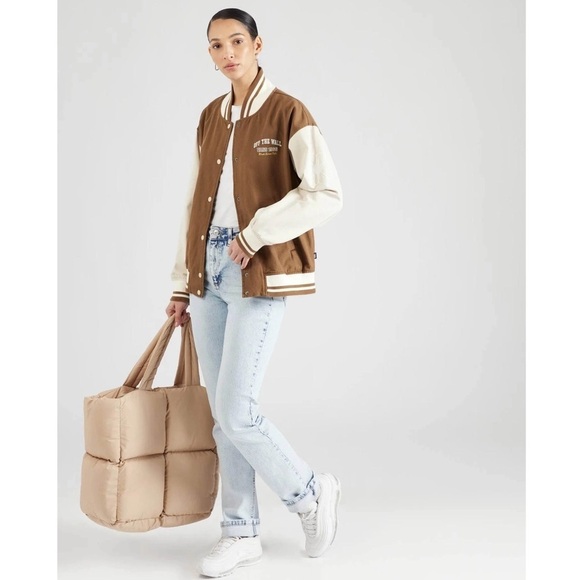 VANS • Vans Music Lovers Club Bomber Varsity Jacket - Picture 7 of 9